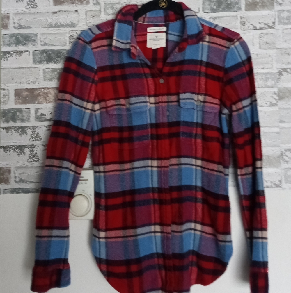 American Eagle Outfitters Red and Blue Checkered Shirt